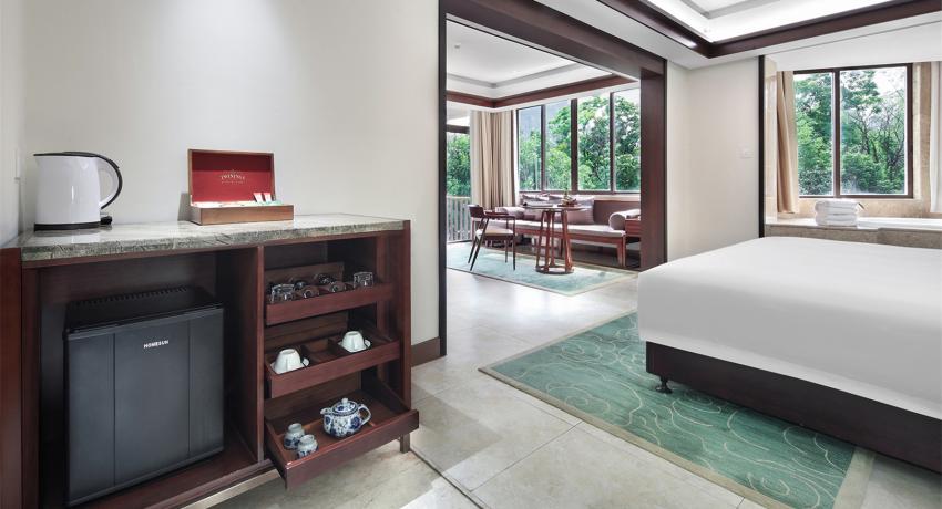 Yufeng Suite