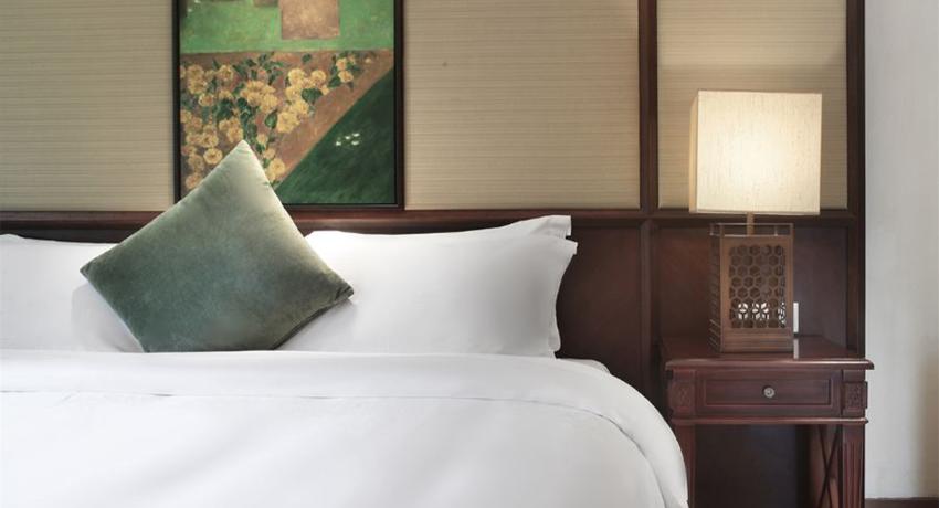 Yulong Landscape Elegant Room